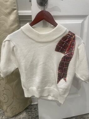 Peach Love California White Short-Sleeve Sweater with Red Plaid Bow Accent